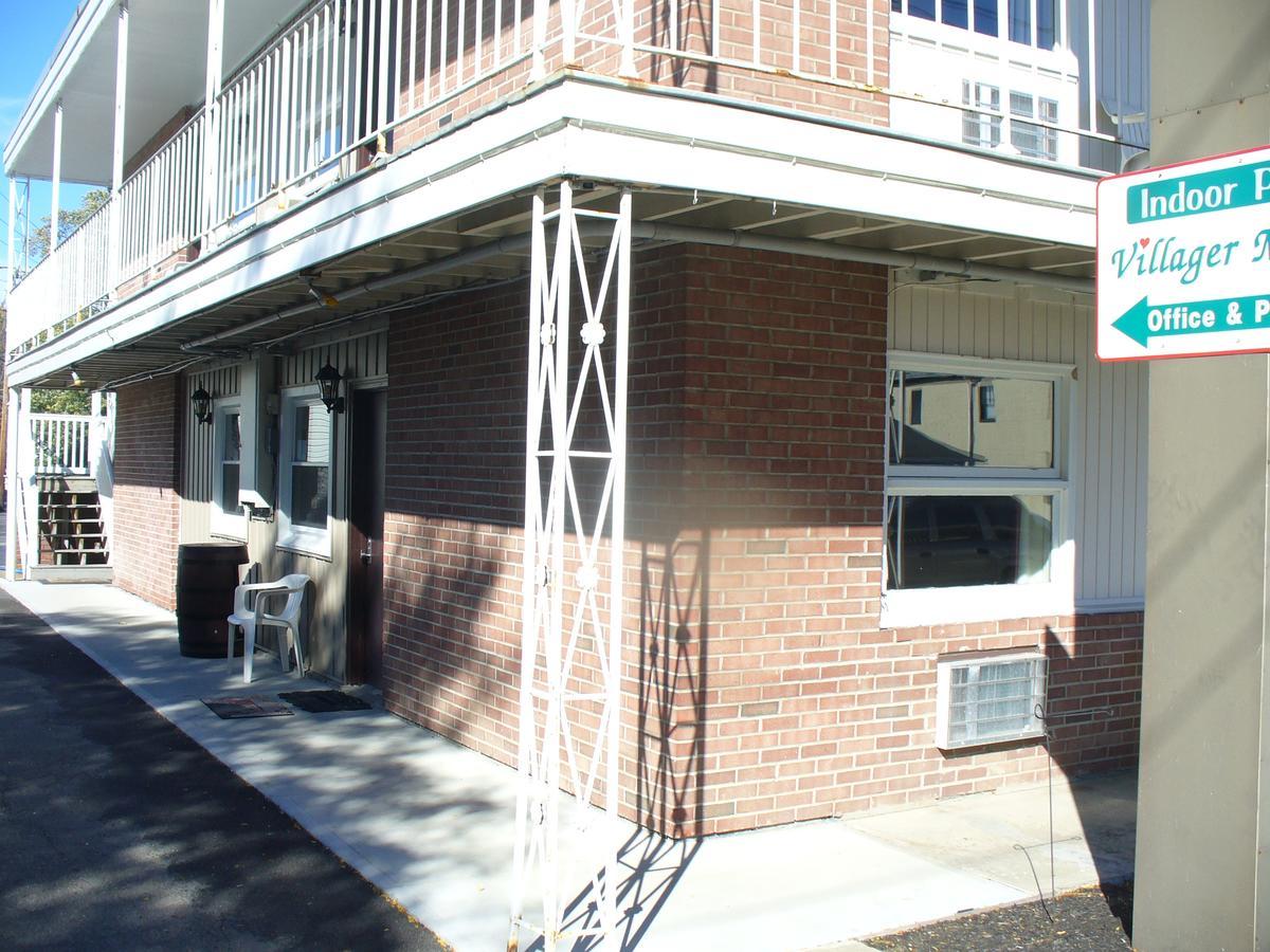 واتكينس غلين Villager Motel & Glen Manor Estate المظهر الخارجي الصورة